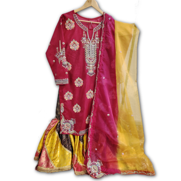 Rang e Bahaar - Image 2
